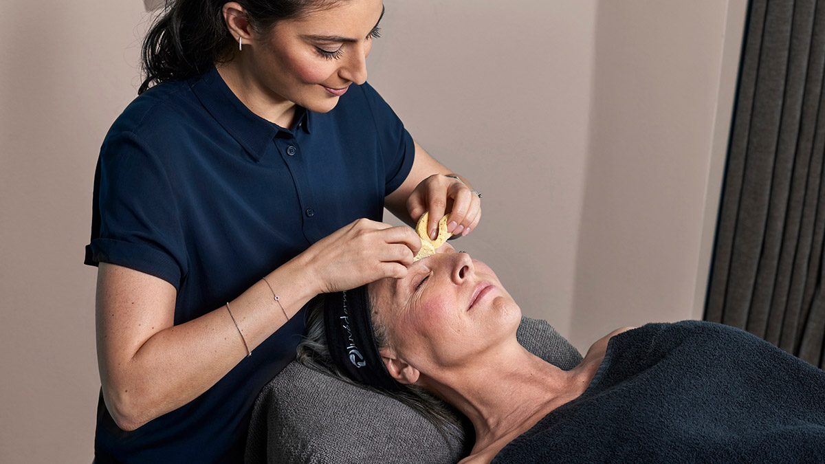 Vi udfører Fire & Ice frugtsyre-peeling i Roskilde